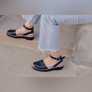 Mediterranean Pons Avarcas